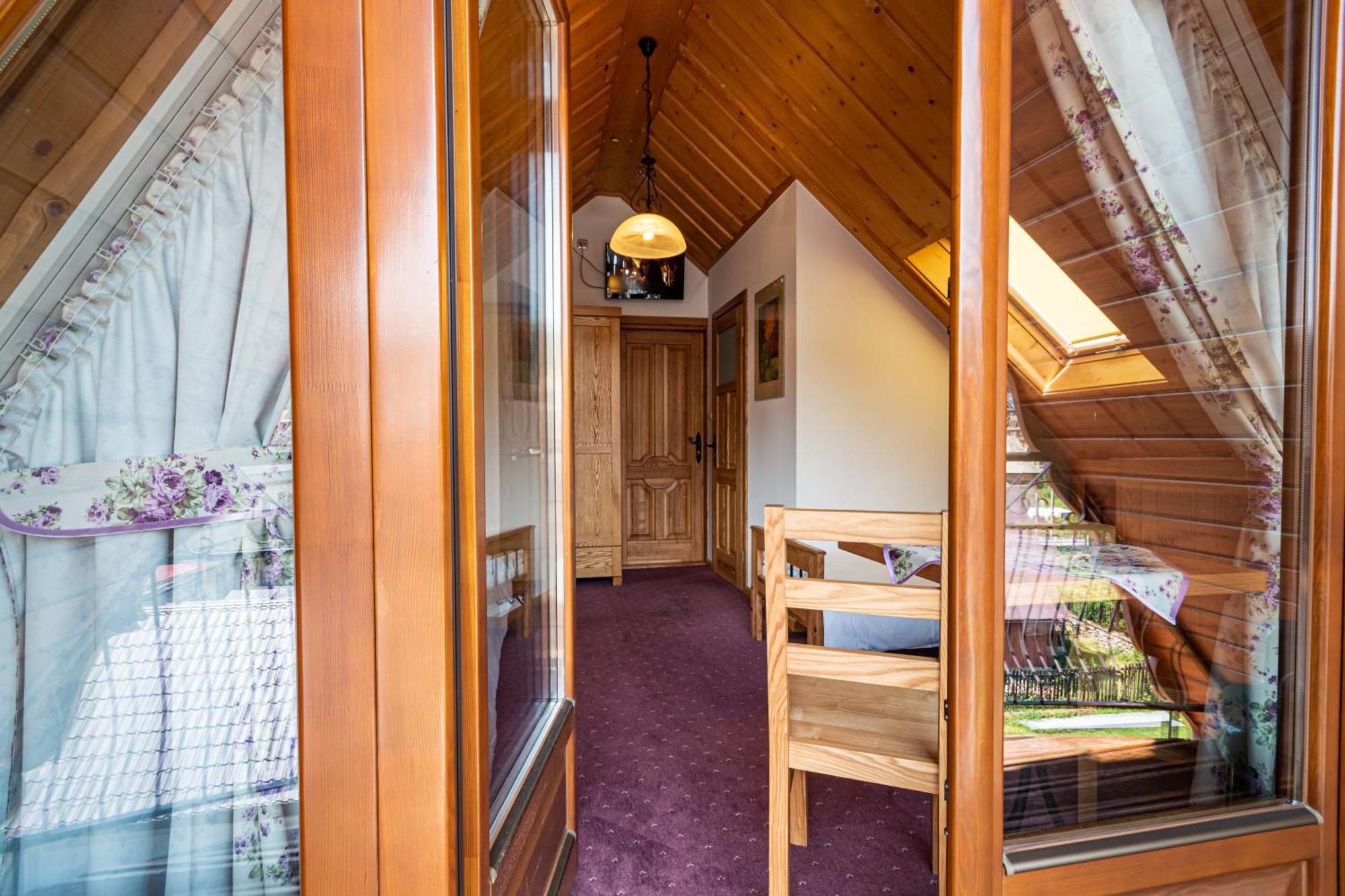 Podhalanka Jacuzzi & Sauna - Drewniany Dom Dla 20 Osob